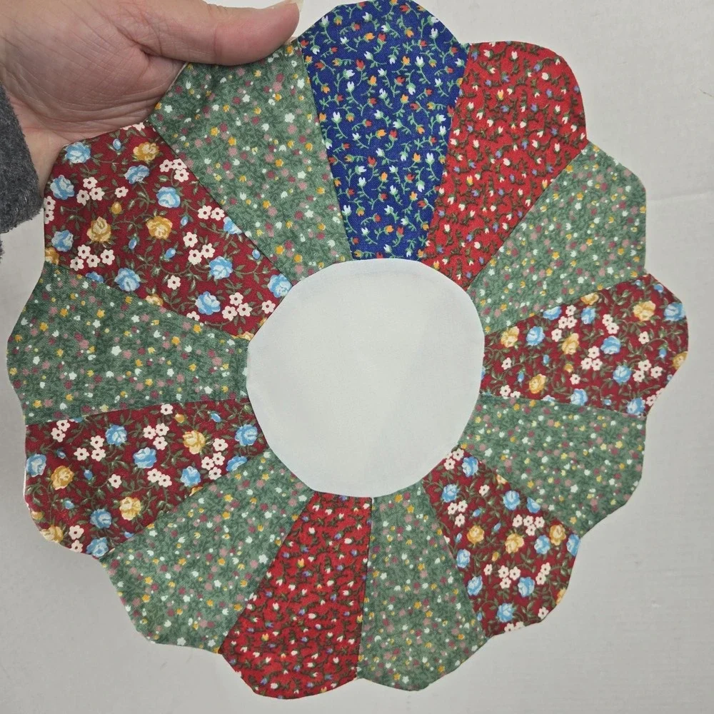 6 Hand Stitched Flower Quilt Fabric Pieces Pillow Covers with Plain Backs READ